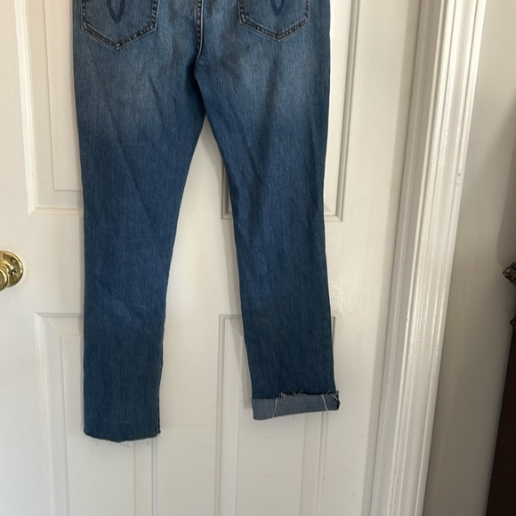 Women’s distressed jeans - Picture 4 of 4